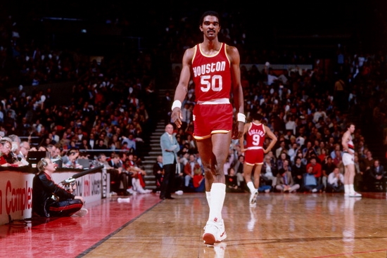 Ralph-Lee-Sampson-tallest-basketball-player