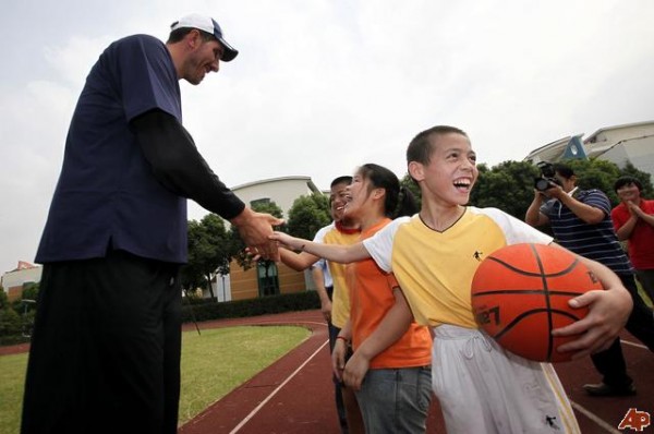 Gheorghe Mureșan tallest basketball player