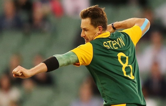 Dale Steyn Breaks Stumps of Batsman with Furious Pace