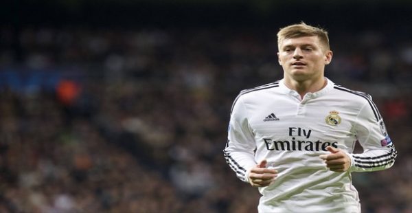 Top 12 Best Midfielders in the Soccer 2016 Toni Kroos