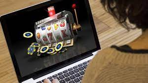 The Logic Behind Super Small Bets When Playing Online Slots
